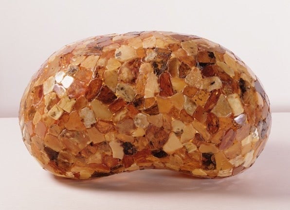 Hubert Duprat, Nord (North), 1997/ 1998, Baltic amber, glue, 32 x 25 x 25 cm, private collection, Geneva.