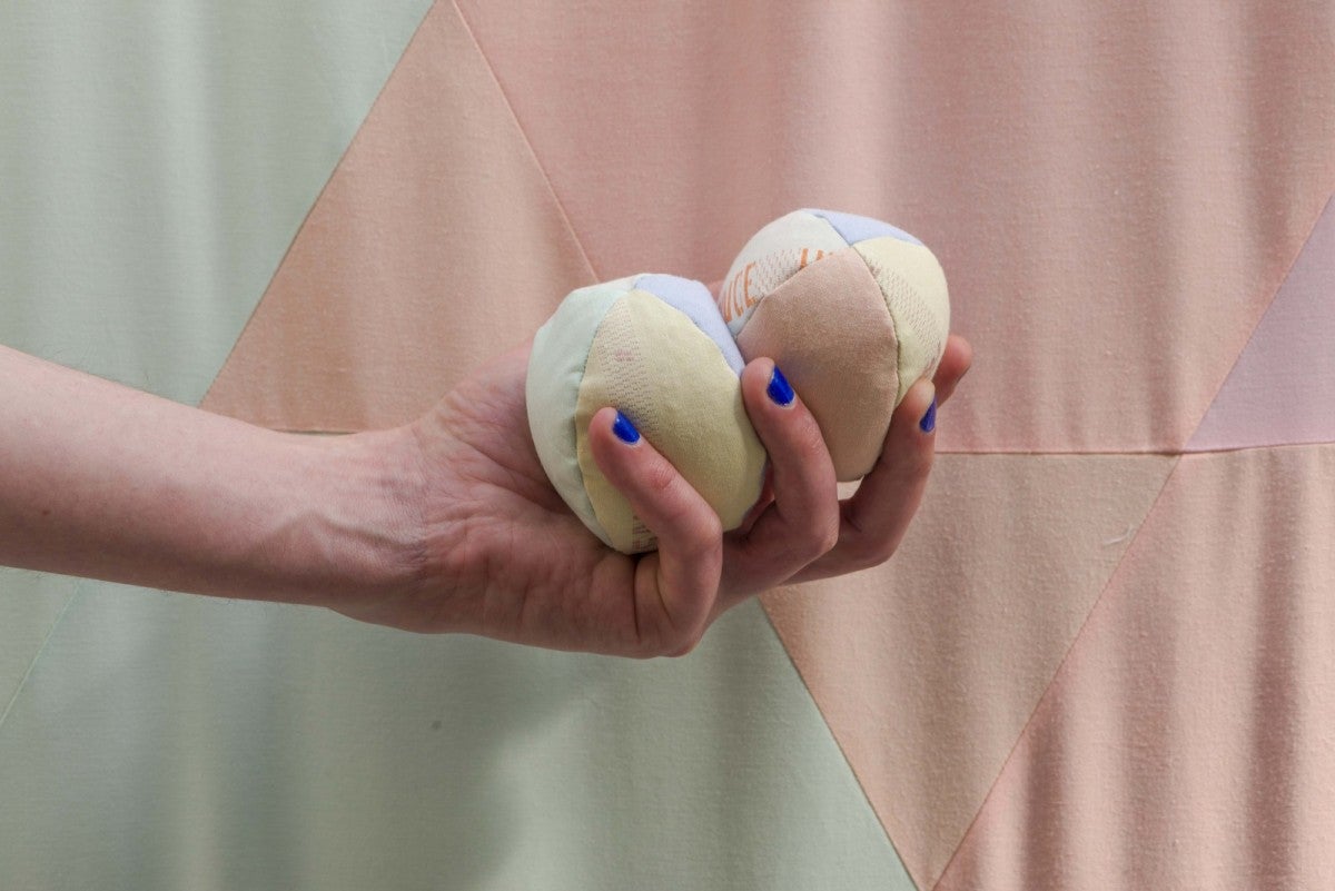 Benoît Piéron, <i>Patchworkshop</i>, 2022, workshop combining a conversation with art historian Géraldine Gourbe and the making of juggling balls from hospital sheets filled with millet seeds. Photo: Benoît Piéron. Courtesy of the artist and Galerie Sultana